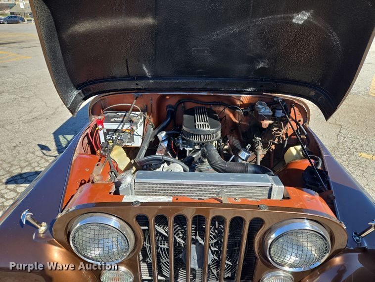 image for item EQ6881 1982 Jeep CJ7 SUV