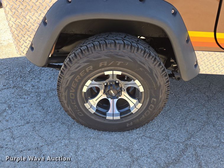 image for item EQ6881 1982 Jeep CJ7 SUV