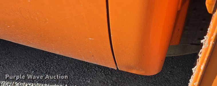 image for item EQ6902 2011 GMC Sierra 3500HD utility bed pickup truck