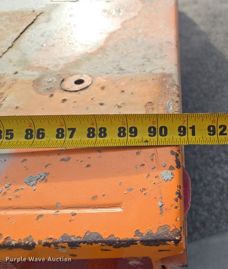 image for item EQ6902 2011 GMC Sierra 3500HD utility bed pickup truck