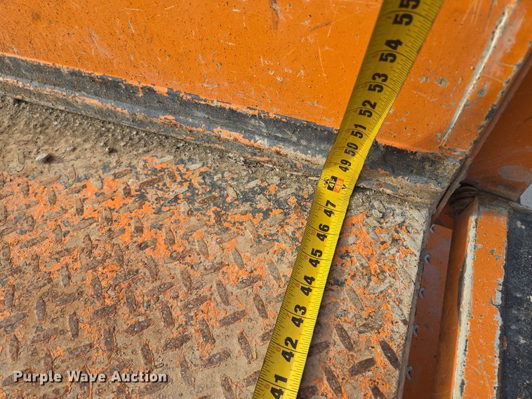 image for item EQ6902 2011 GMC Sierra 3500HD utility bed pickup truck