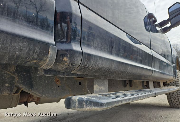 image for item EQ6907 2017 Ford  F250 Super Duty XL  Crew Cab pickup truck