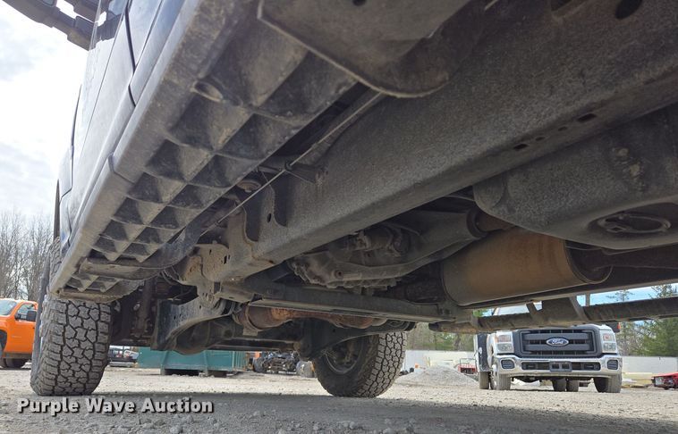 image for item EQ6907 2017 Ford  F250 Super Duty XL  Crew Cab pickup truck