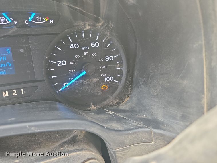 image for item EQ6907 2017 Ford  F250 Super Duty XL  Crew Cab pickup truck