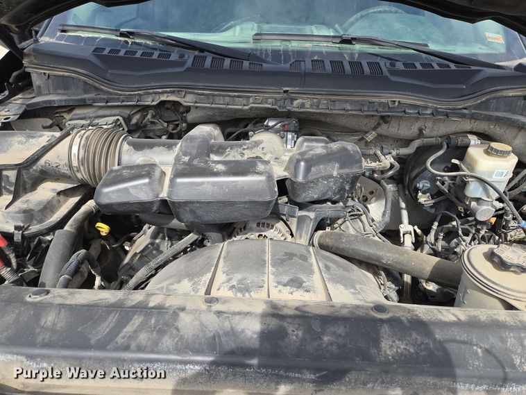 image for item EQ6907 2017 Ford  F250 Super Duty XL  Crew Cab pickup truck