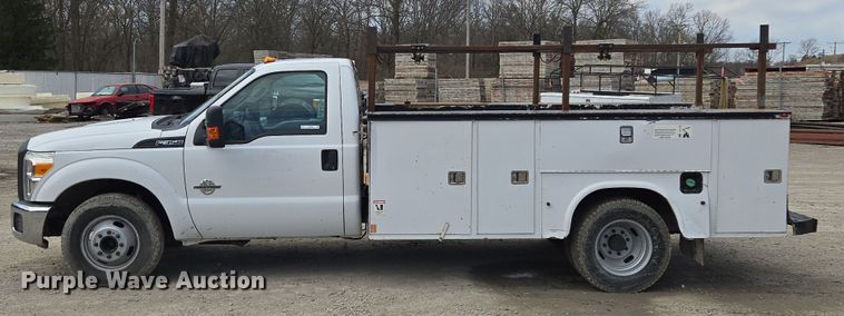 image for item EQ6909 2014 Ford  F350 Super Duty XL utility bed pickup truck