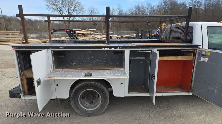 image for item EQ6909 2014 Ford  F350 Super Duty XL utility bed pickup truck