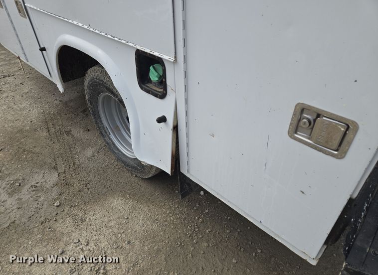 image for item EQ6909 2014 Ford  F350 Super Duty XL utility bed pickup truck