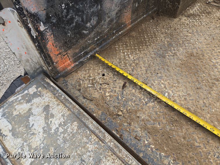 image for item EQ6909 2014 Ford  F350 Super Duty XL utility bed pickup truck