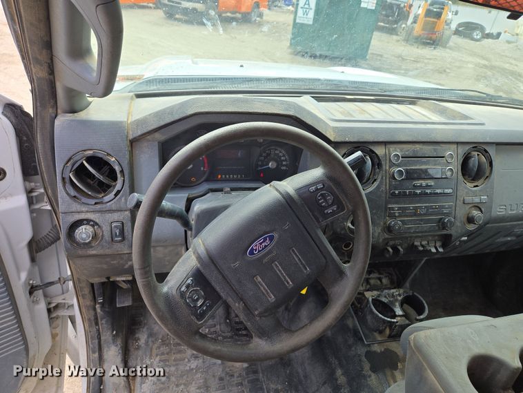 image for item EQ6909 2014 Ford  F350 Super Duty XL utility bed pickup truck