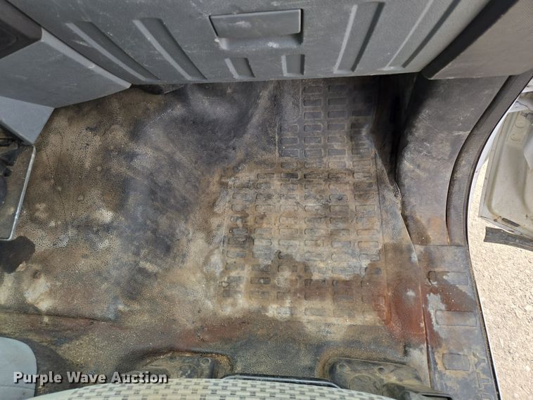 image for item EQ6909 2014 Ford  F350 Super Duty XL utility bed pickup truck