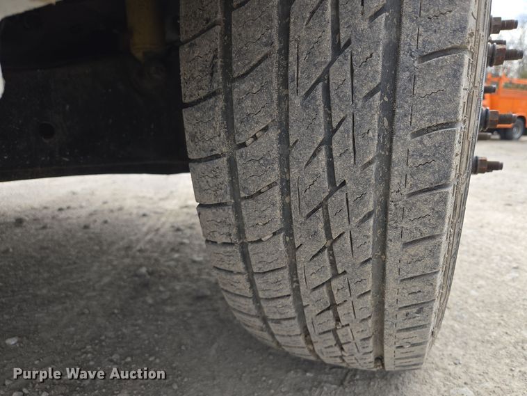 image for item EQ6909 2014 Ford  F350 Super Duty XL utility bed pickup truck