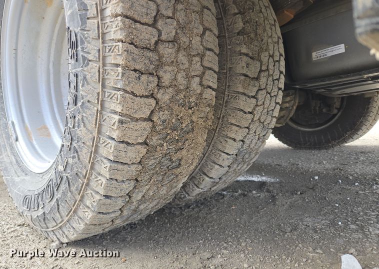 image for item EQ6909 2014 Ford  F350 Super Duty XL utility bed pickup truck