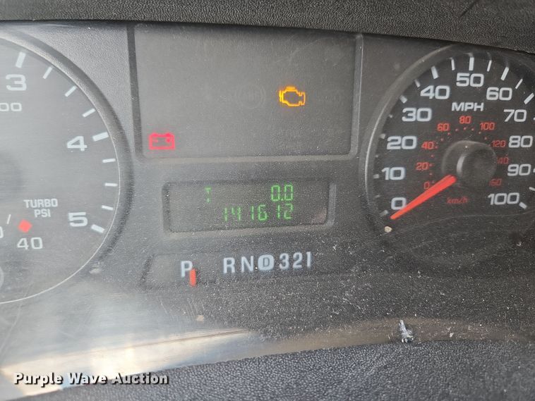 image for item EQ6910 2006 Ford  F550 Super Duty XL flatbed truck