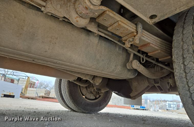 image for item EQ6913 2011 GMC  Sierra 3500HD utility bed pickup truck