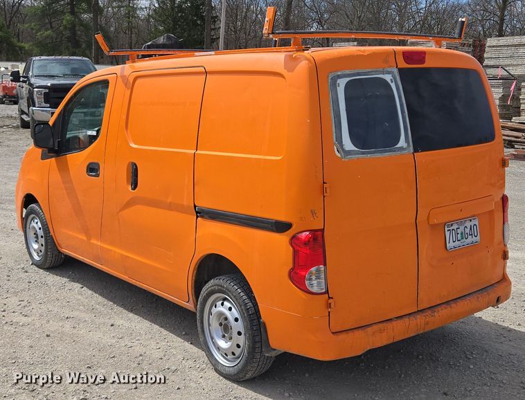 image for item EQ6914 2015 Nissan  NV200 van