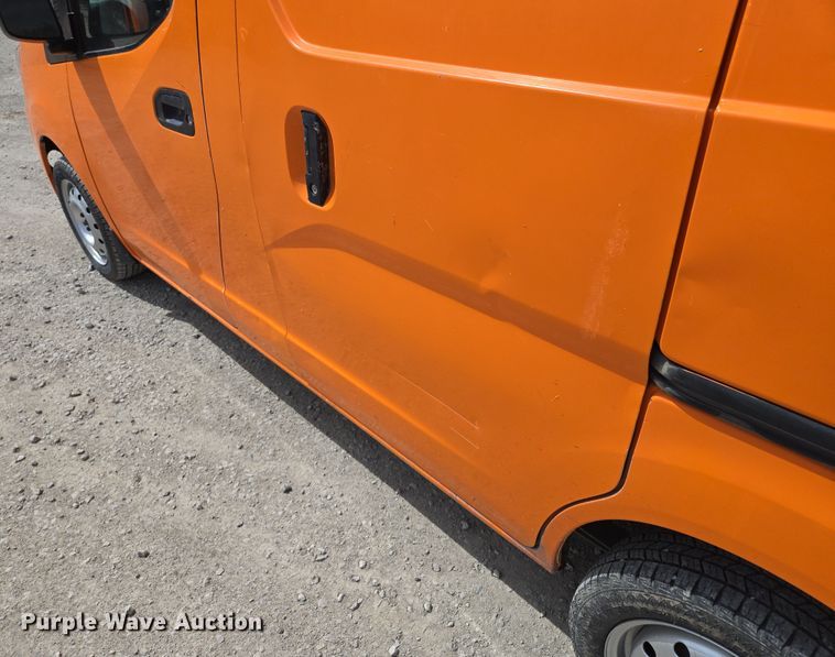 image for item EQ6914 2015 Nissan  NV200 van