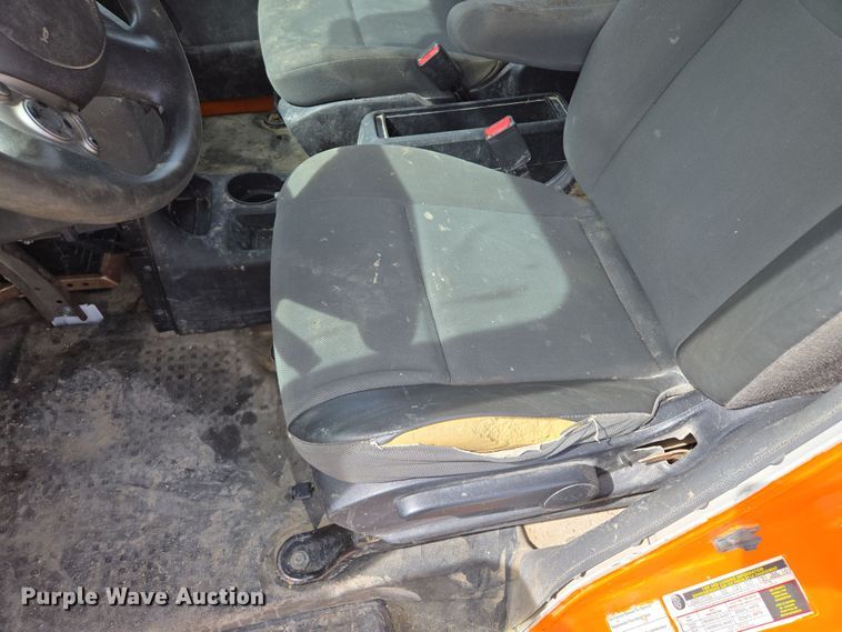 image for item EQ6914 2015 Nissan  NV200 van