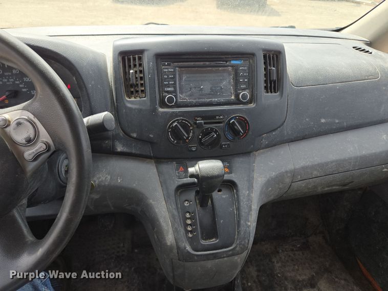image for item EQ6914 2015 Nissan  NV200 van