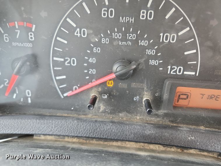 image for item EQ6914 2015 Nissan  NV200 van