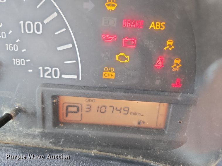 image for item EQ6914 2015 Nissan  NV200 van