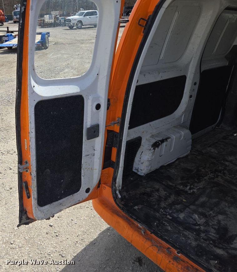 image for item EQ6914 2015 Nissan  NV200 van