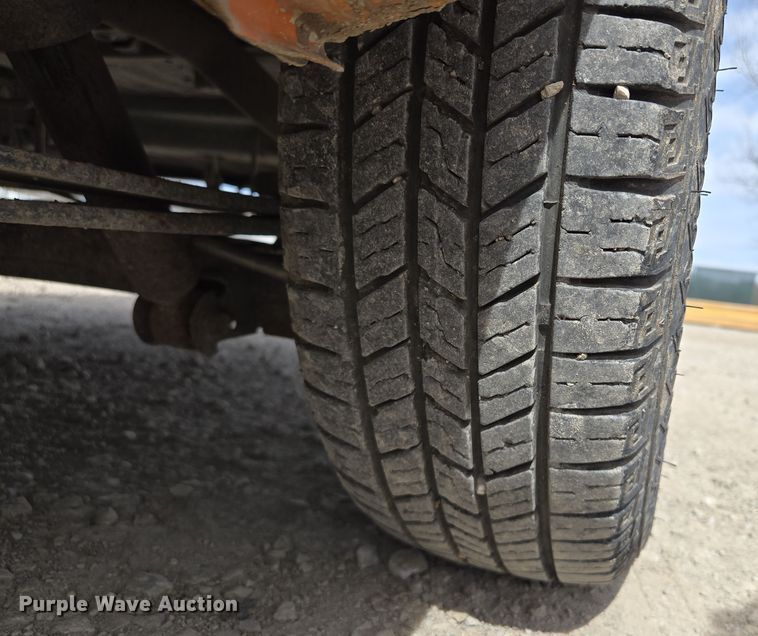 image for item EQ6914 2015 Nissan  NV200 van