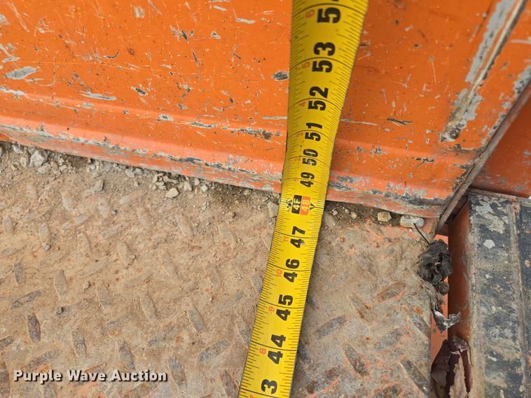 image for item EQ6915 2011 GMC  Sierra 3500HD  utility bed pickup truck