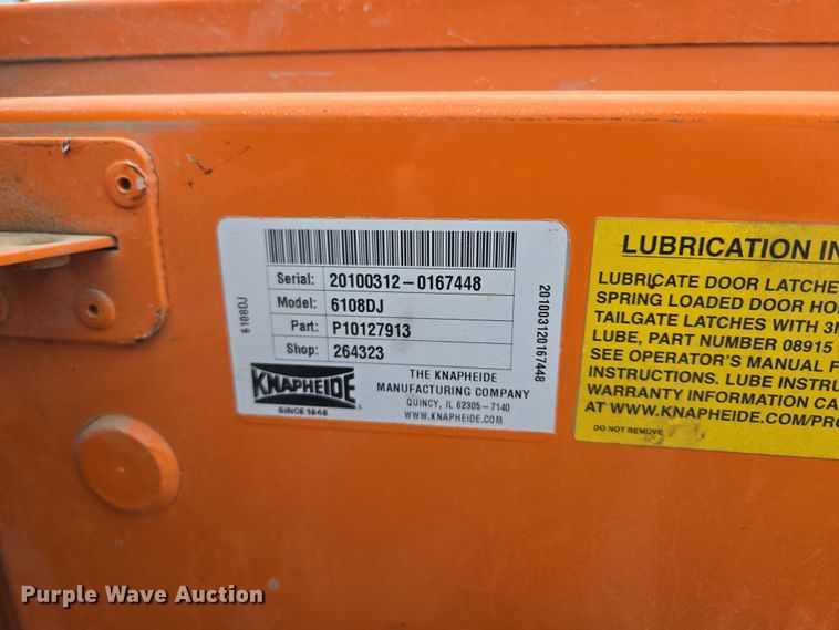 image for item EQ6915 2011 GMC  Sierra 3500HD  utility bed pickup truck