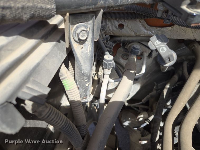 image for item EQ6917 2016 GMC Sierra 3500HD  utility bed pickup truck