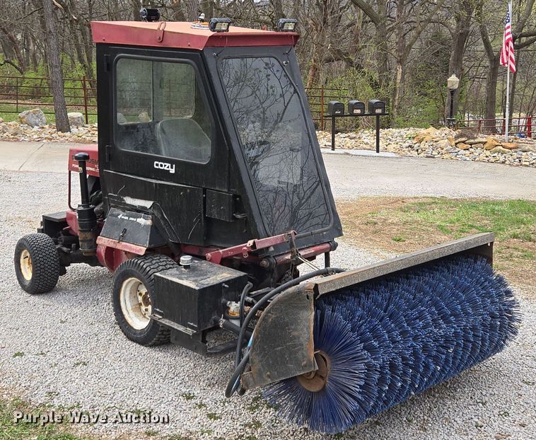 image for item EQ6942 Toro Groundsmaster 325-D lawn mower