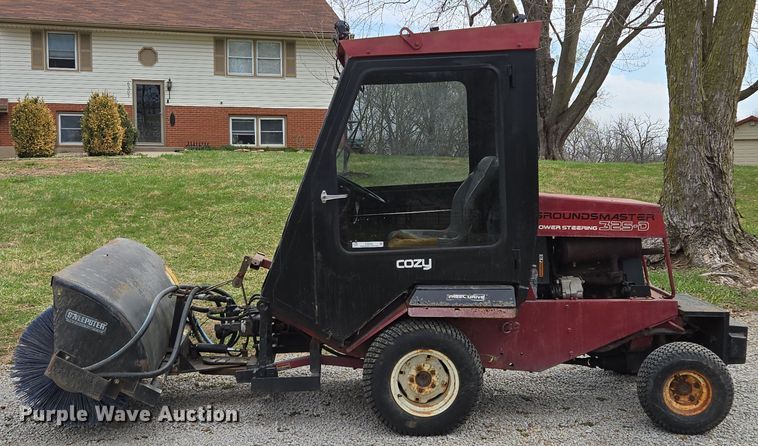 image for item EQ6942 Toro Groundsmaster 325-D lawn mower