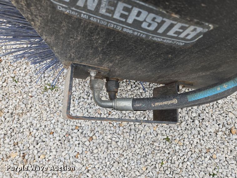 image for item EQ6942 Toro Groundsmaster 325-D lawn mower