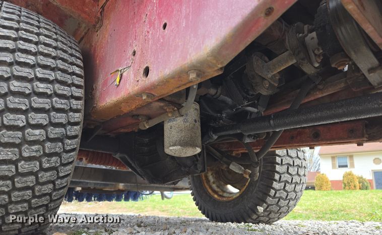 image for item EQ6942 Toro Groundsmaster 325-D lawn mower