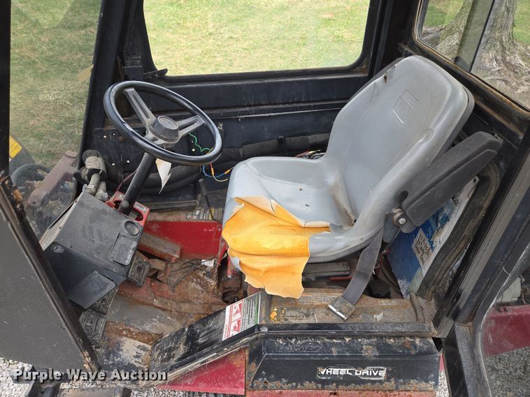 image for item EQ6942 Toro Groundsmaster 325-D lawn mower