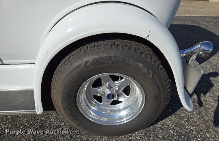 image for item EQ6946 2004 Specially Constructed 