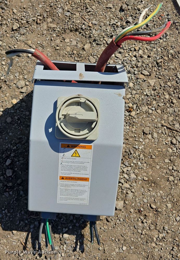 image for item EQ6951 (20) Canadian Solar CS6P-240P solar panels