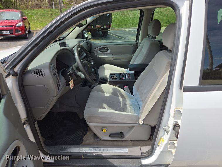 image for item EQ6970 2008 Chevrolet Trailblazer SUV