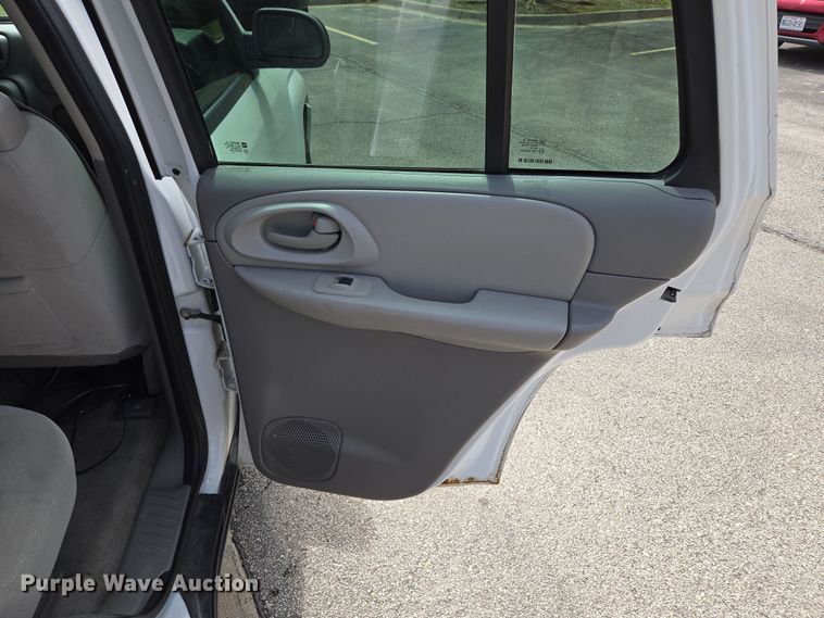 image for item EQ6970 2008 Chevrolet Trailblazer SUV