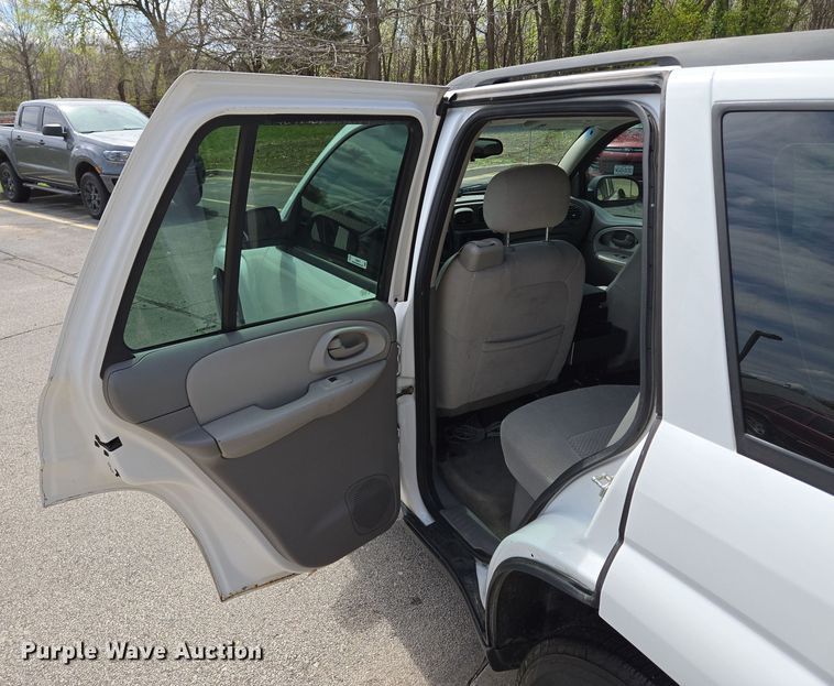 image for item EQ6970 2008 Chevrolet Trailblazer SUV