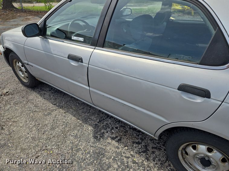 image for item EQ6987 1997 Suzuki  Esteem  