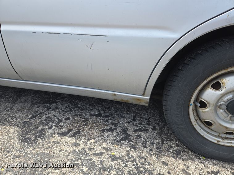 image for item EQ6987 1997 Suzuki  Esteem  