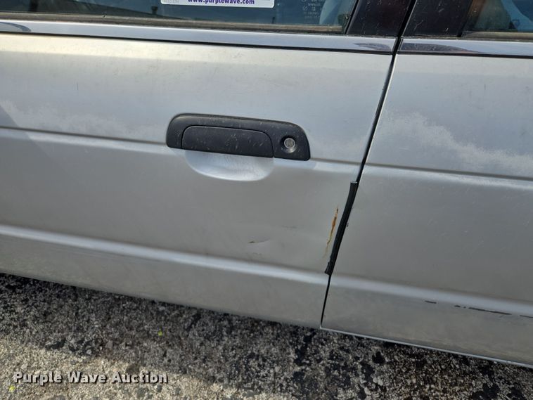 image for item EQ6987 1997 Suzuki  Esteem  