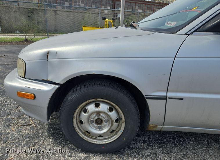 image for item EQ6987 1997 Suzuki  Esteem  