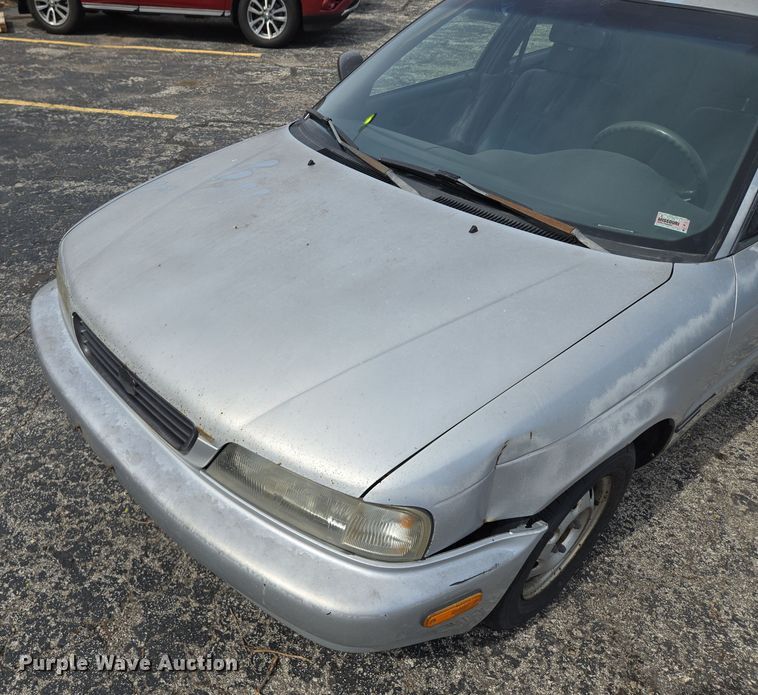 image for item EQ6987 1997 Suzuki  Esteem  