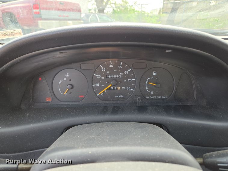 image for item EQ6987 1997 Suzuki  Esteem  