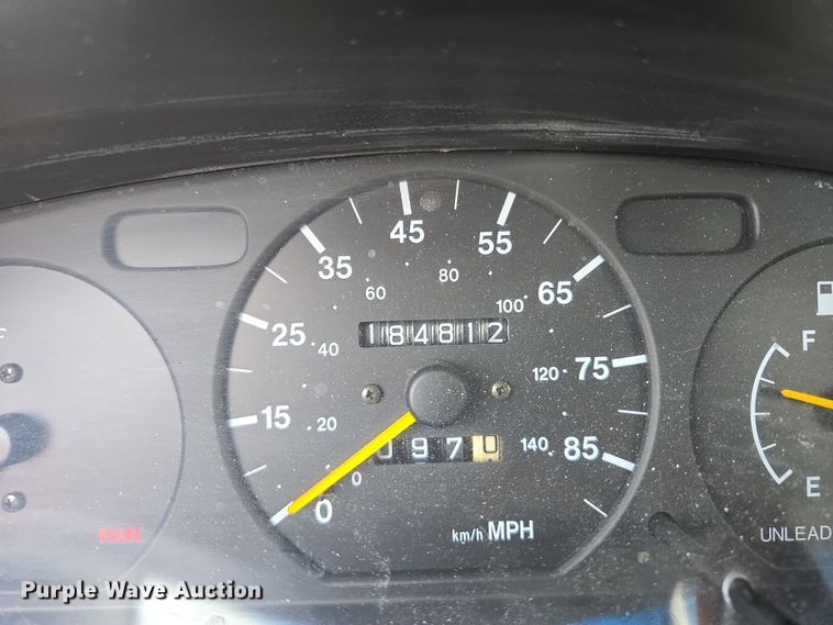 image for item EQ6987 1997 Suzuki  Esteem  