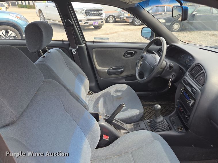 image for item EQ6987 1997 Suzuki  Esteem  