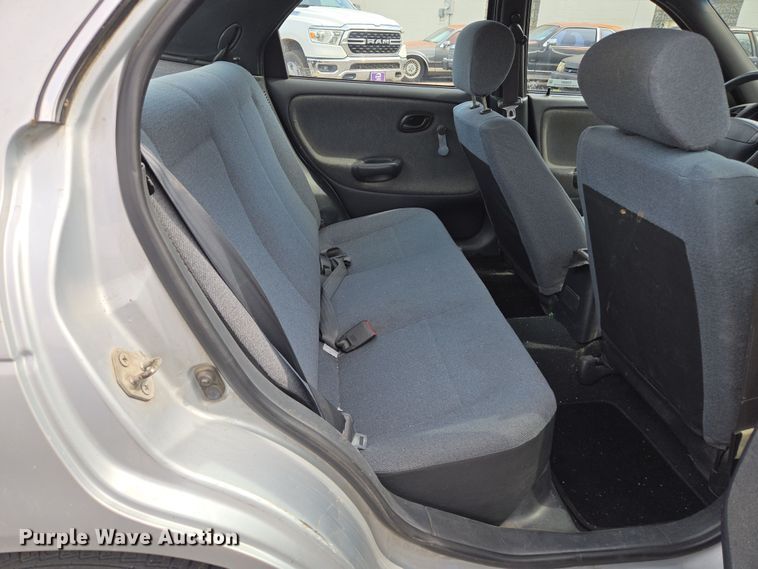 image for item EQ6987 1997 Suzuki  Esteem  