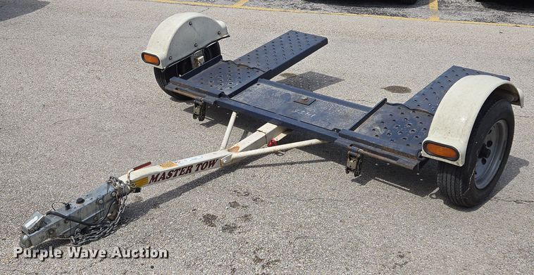 image for item EQ6988 2005 Master Tow car dolly 